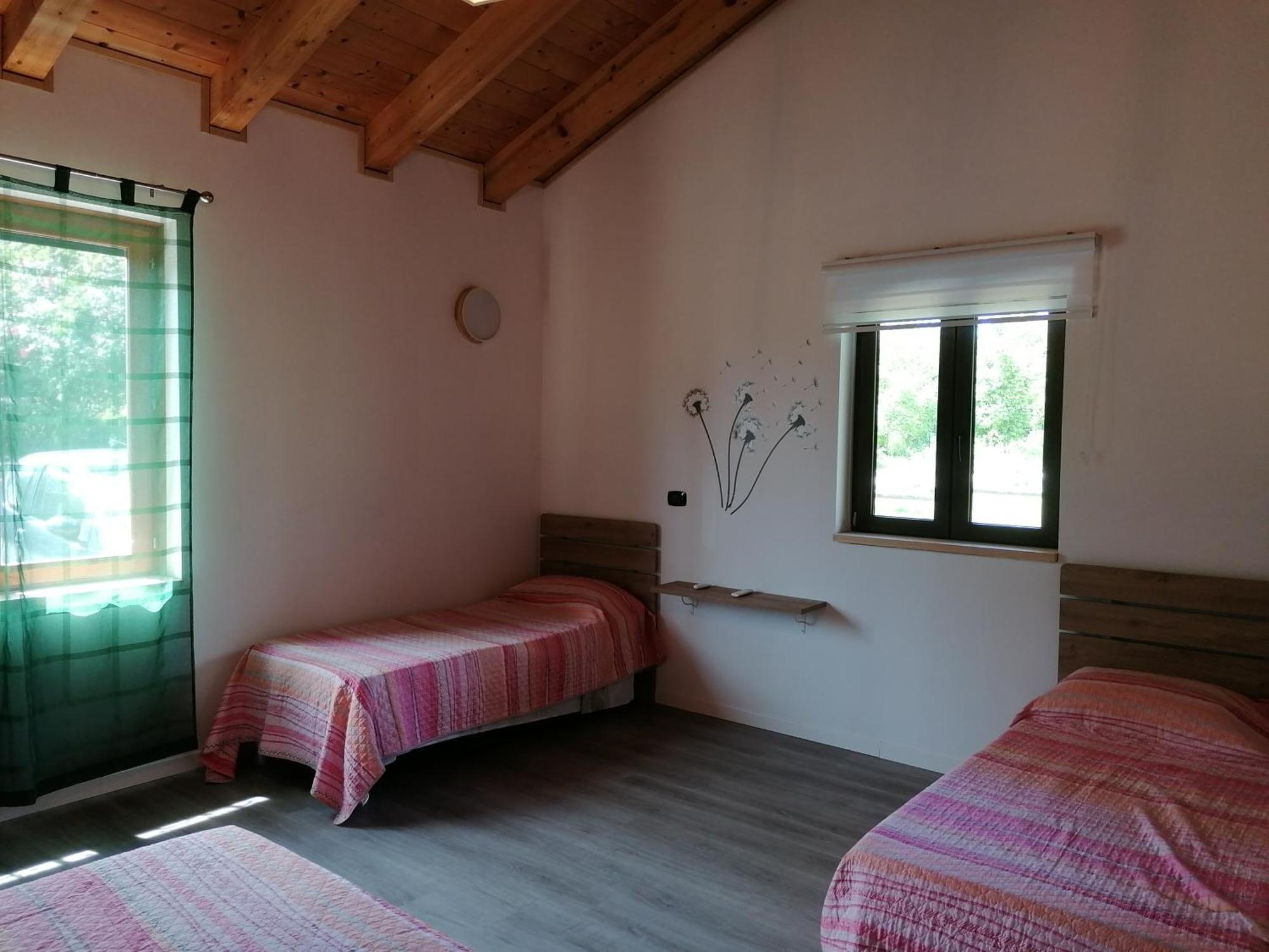 Agriturismo Bio Apipoli Montano Lucino Exterior photo